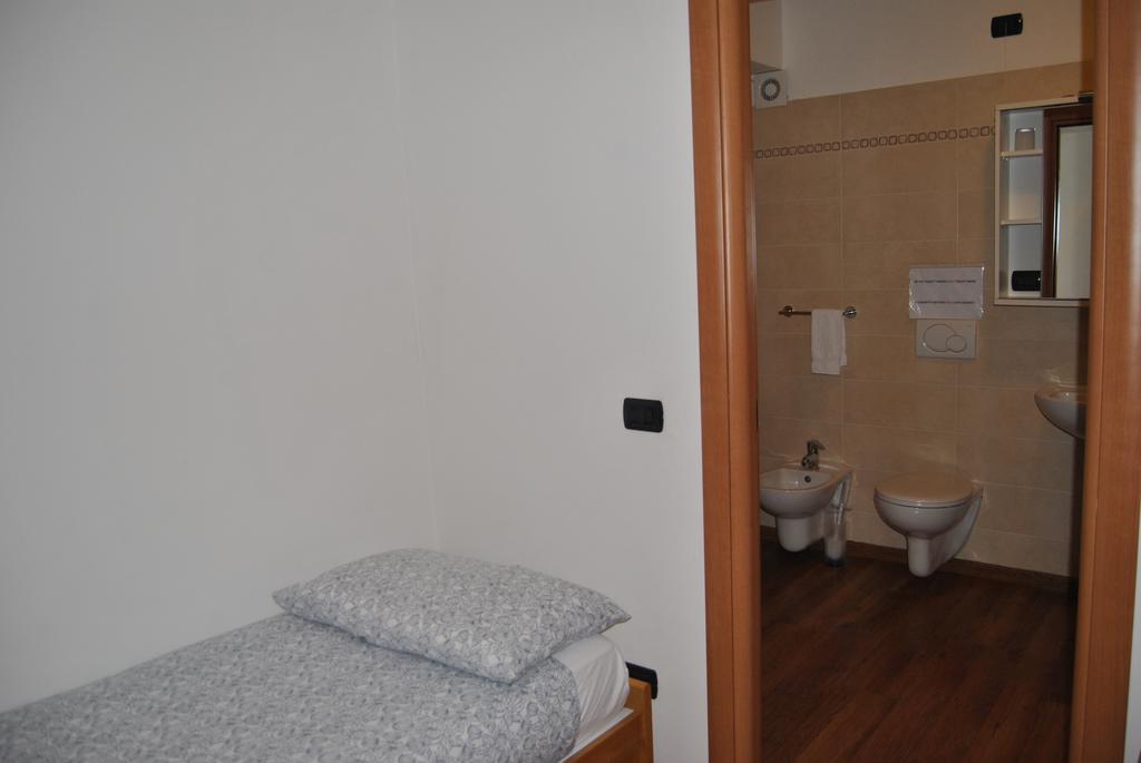 B&B Sosta Sul Lago Lezzeno Dış mekan fotoğraf
