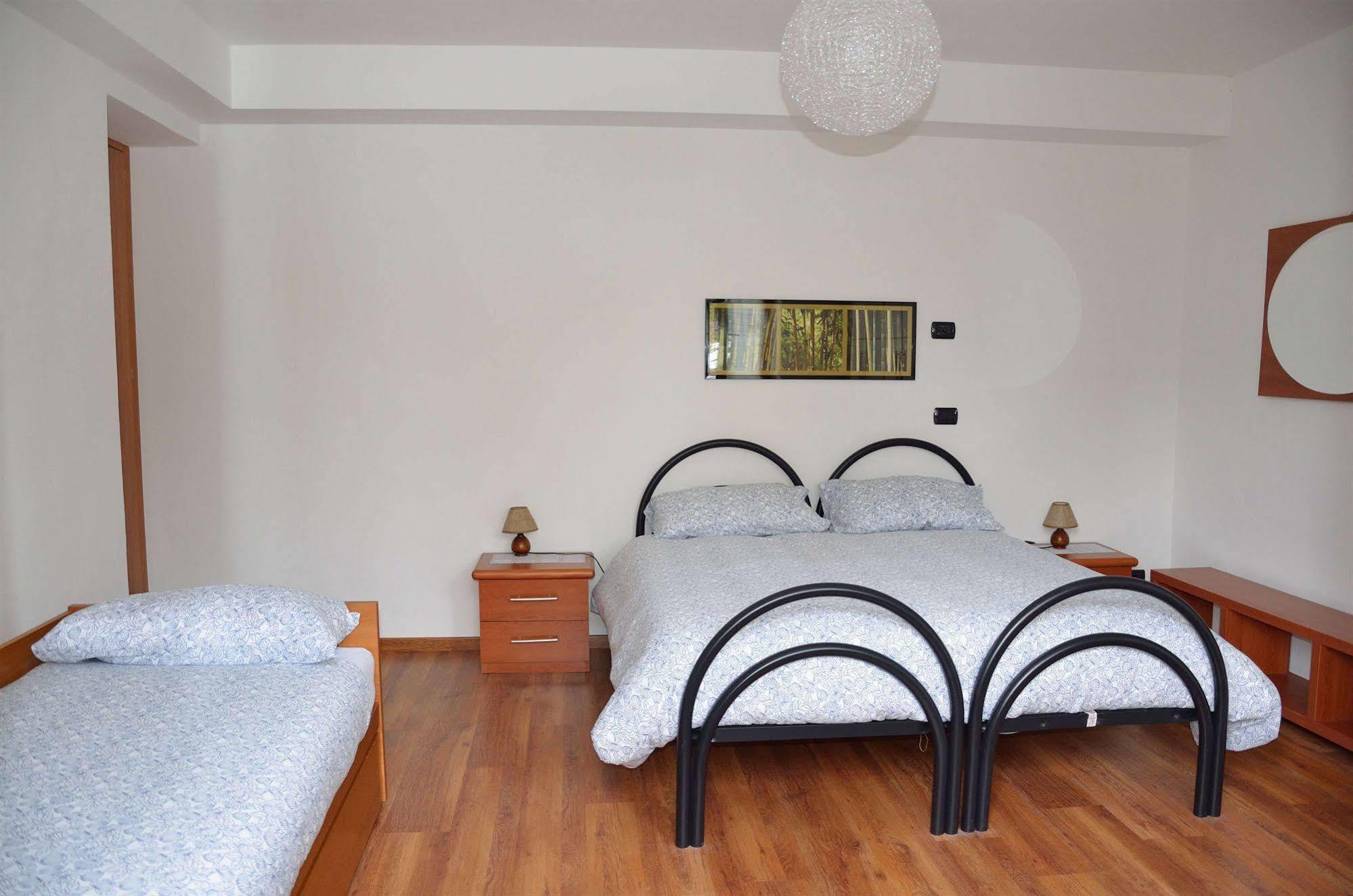 B&B Sosta Sul Lago Lezzeno Dış mekan fotoğraf