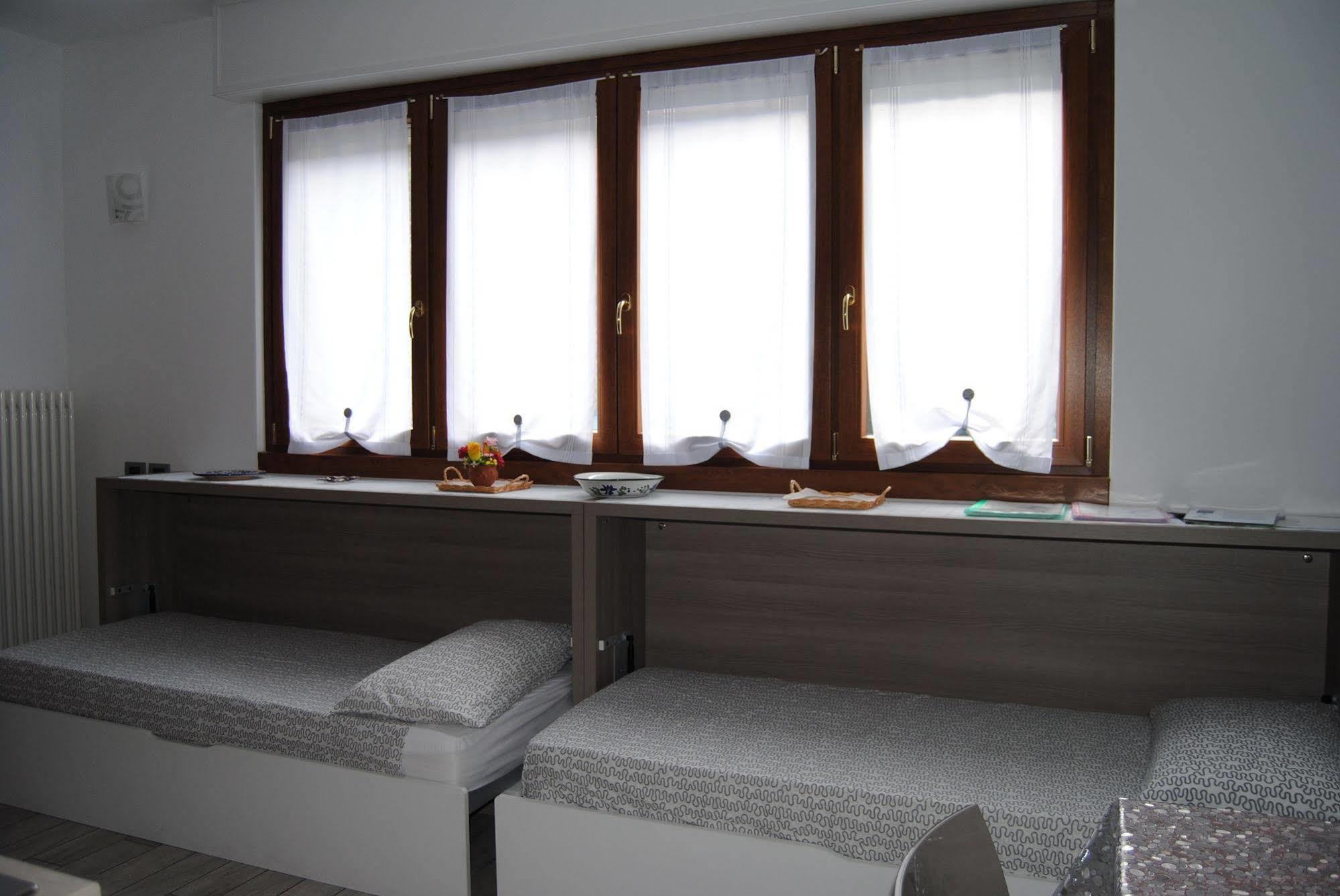 B&B Sosta Sul Lago Lezzeno Dış mekan fotoğraf